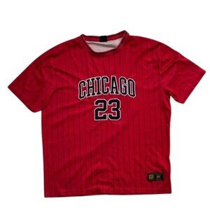 FSBN CHICAGO 23 Loose Fit Men's Medium Red Short Sleeve Tee crewneck